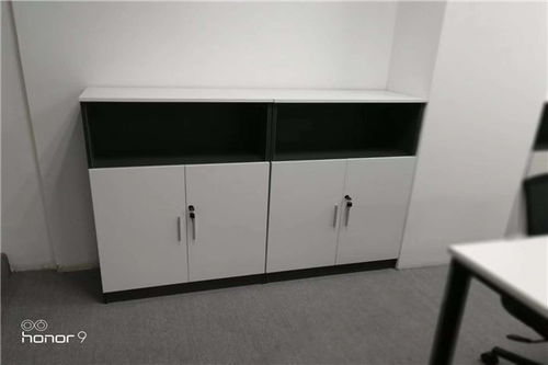 專注環(huán)保與品質(zhì) 現(xiàn)代板式與實(shí)木辦公家具生產(chǎn)解決方案